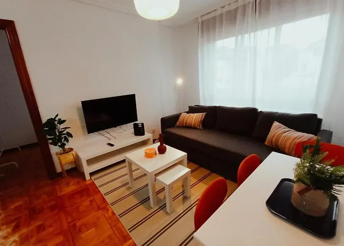 Apartamento Maura 2 *